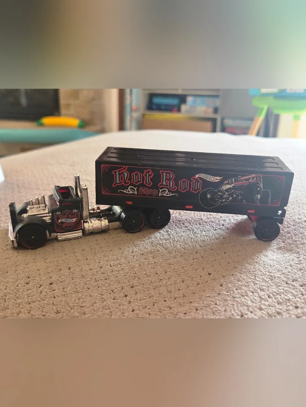 2013 Loose Hot Wheels Bone Shaker Red Hot Rod Shop Road Roller Truck Trailer